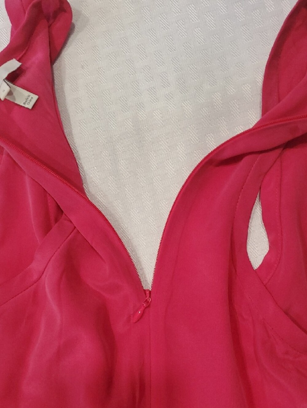Joie 100% Silk Sleeveless Hot Pink Drawstring Romper - Picture 13 of 14